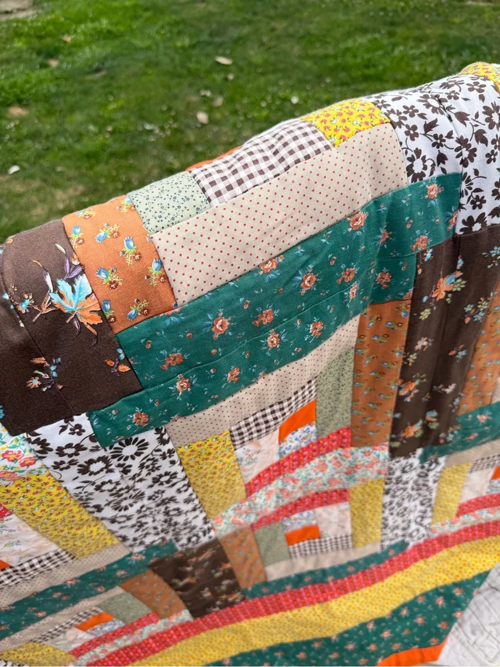 Vintage MCM Handmade Multicolor Patchwork Quilt - Cozy Home Bedding
